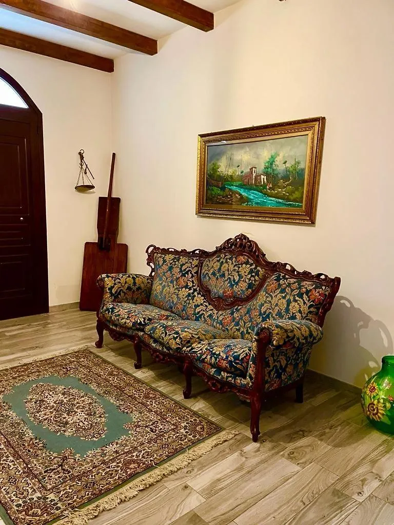 Villa Strelitzia'S House With Heated Pool From December 2024, Private Garden And Private Parking & Wi-Fi Avola