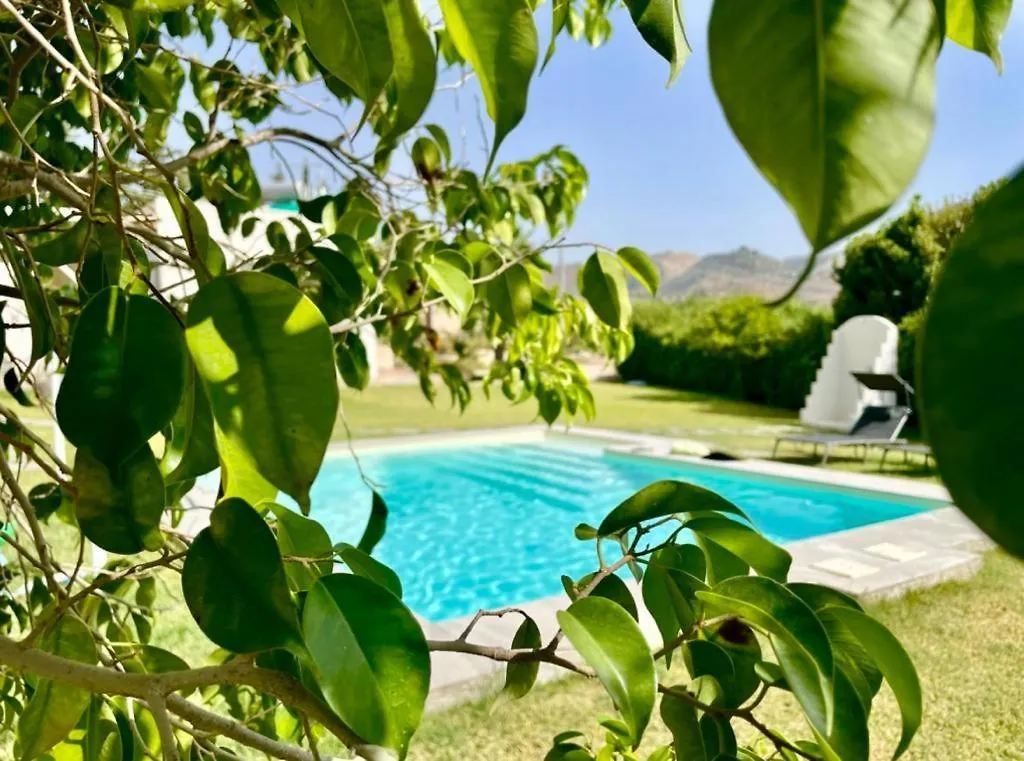 Villa Strelitzia'S House With Heated Pool From December 2024, Private Garden And Private Parking & Wi-Fi Avola 0*,  Italia