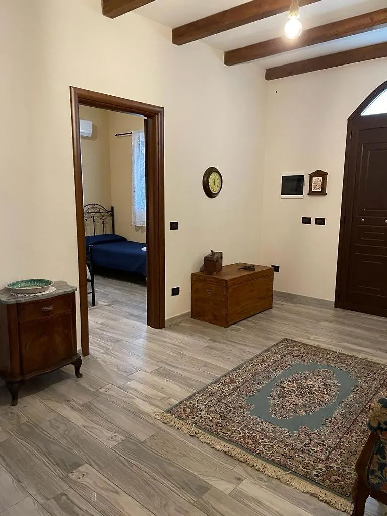 Villa Strelitzia'S House With Heated Pool From December 2024, Private Garden And Private Parking & Wi-Fi Avola